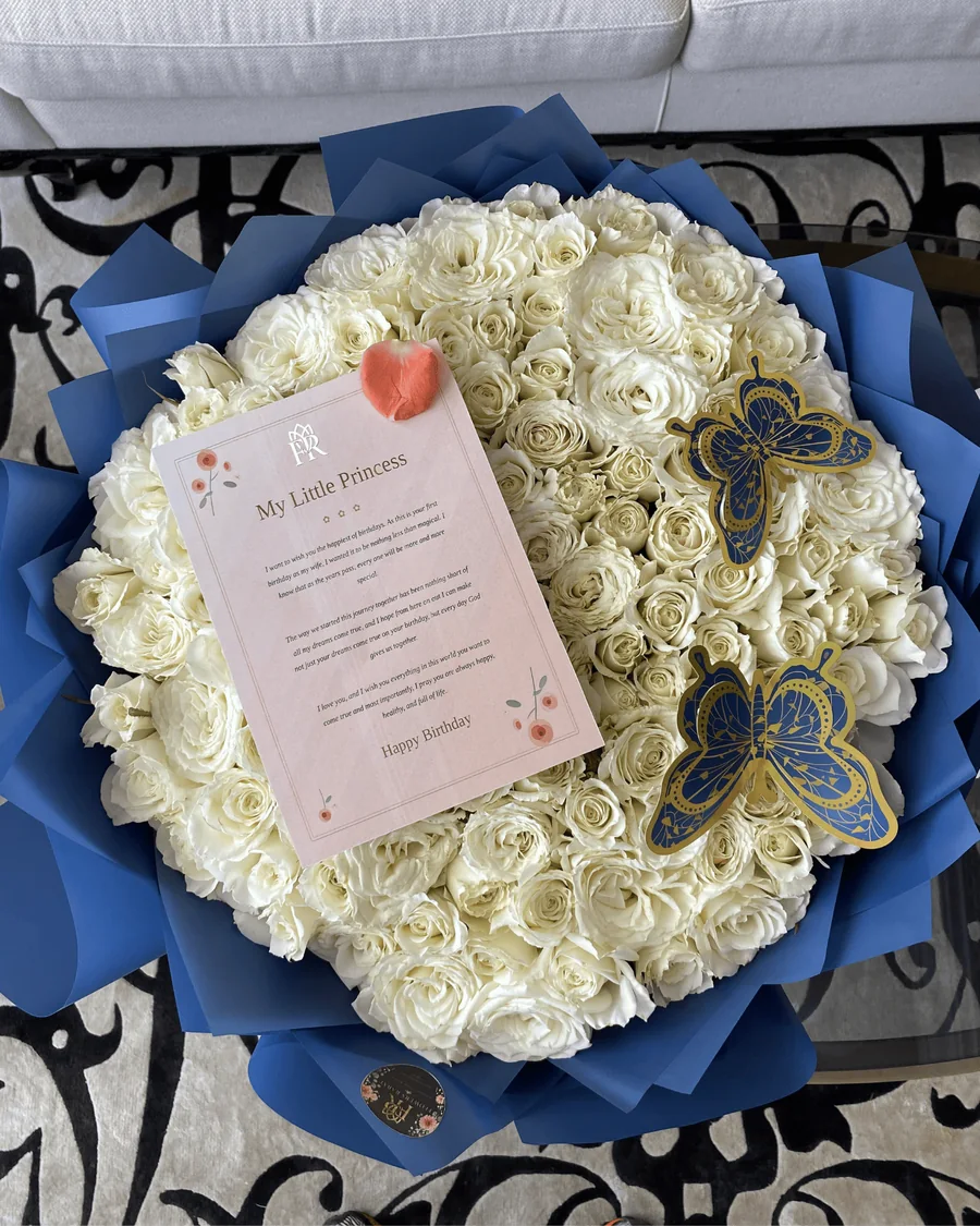 Ivoria white rose bouquet for flower delivery in Agadir