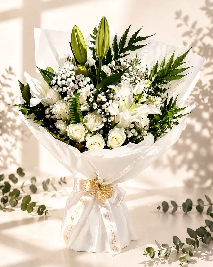 Lilia white lilies and roses for flower delivery in Agadir